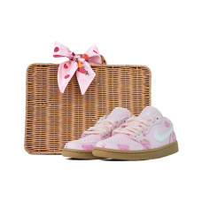 Jordan Air Jordan 1 Low "Pink Gum"