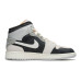 Jordan Air Jordan 1 Mid OW GS