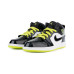Jordan Air Jordan 1 Mid SE